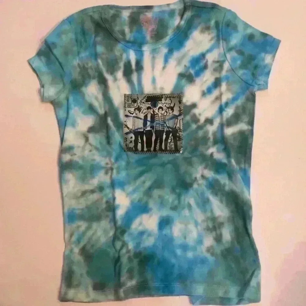 New! Hand tie dyed 5 Seconds Of Summer T-shirt girl M